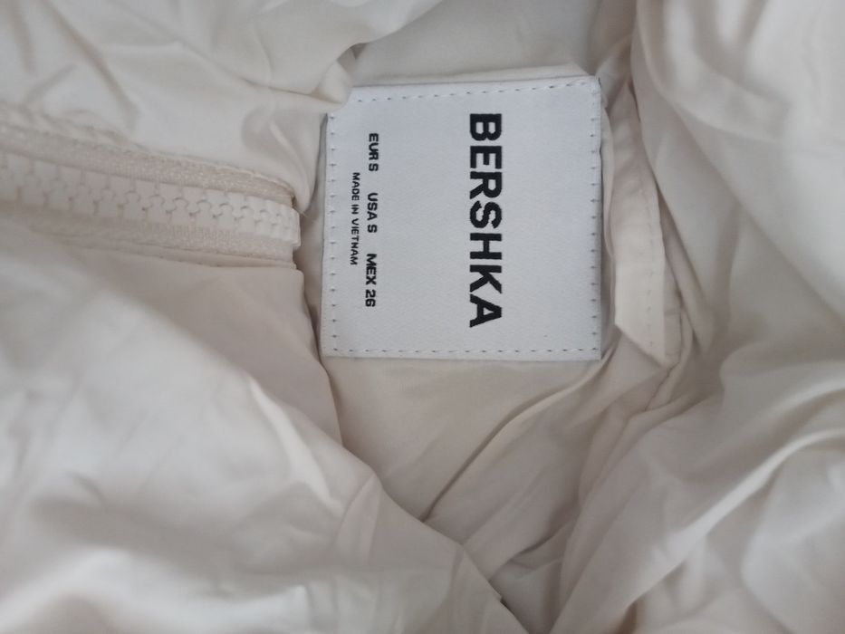 Яке на Bershka S размер