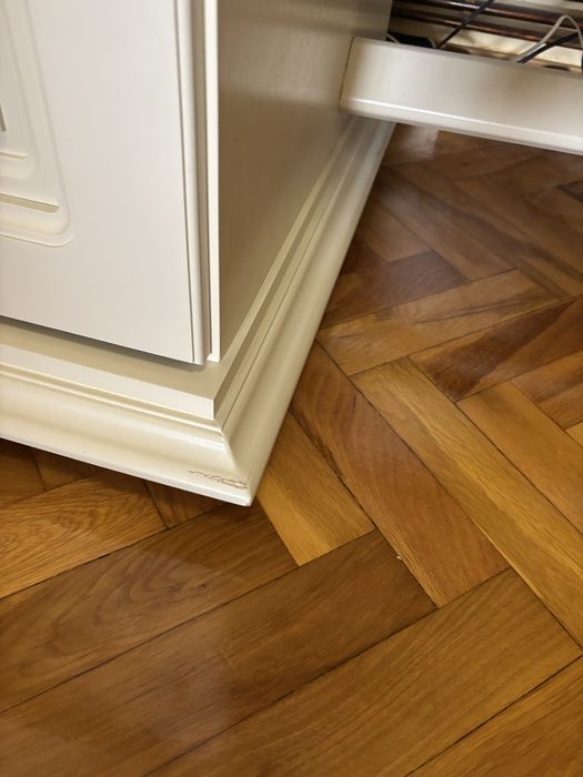 Vand birou alb lemn masiv