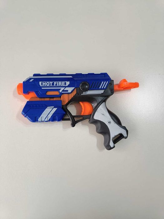 пистолети Нърф Nerf