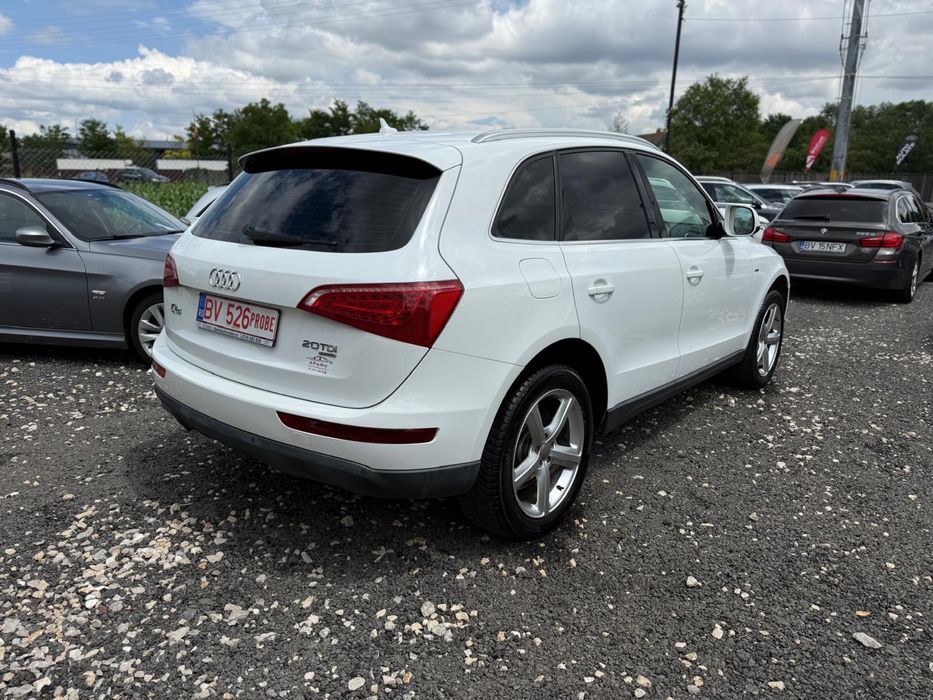 Vand Audi Q5 2012