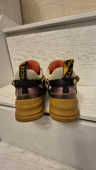 Оригинални изключително запазени маратонки Gucci