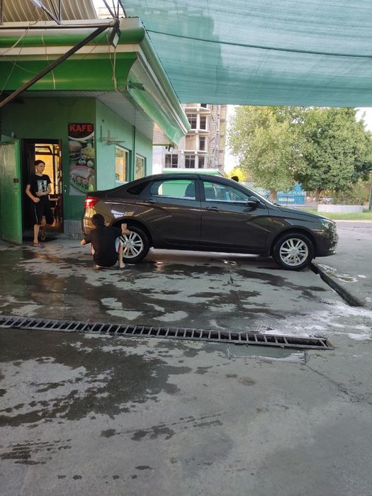 Продаю Лада Веста АМТ, 2018 год