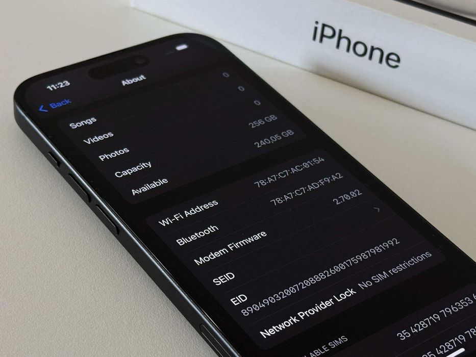 Бартер! Перфектен! iPhone 15 256GB Black (Черен)