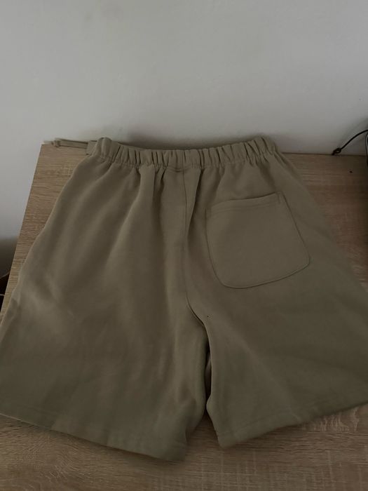 Pantaloni essentials