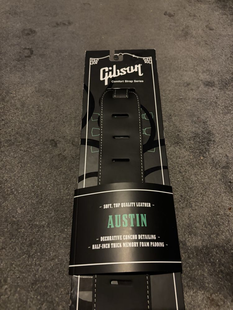 Gibson китарни колани