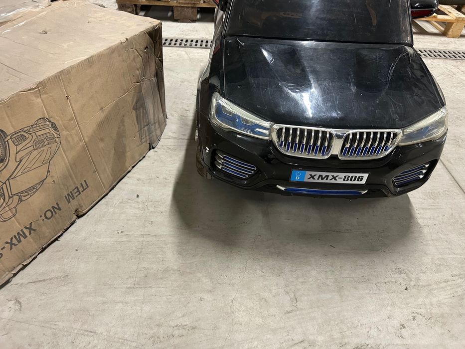 Акумулаторен джип за деца