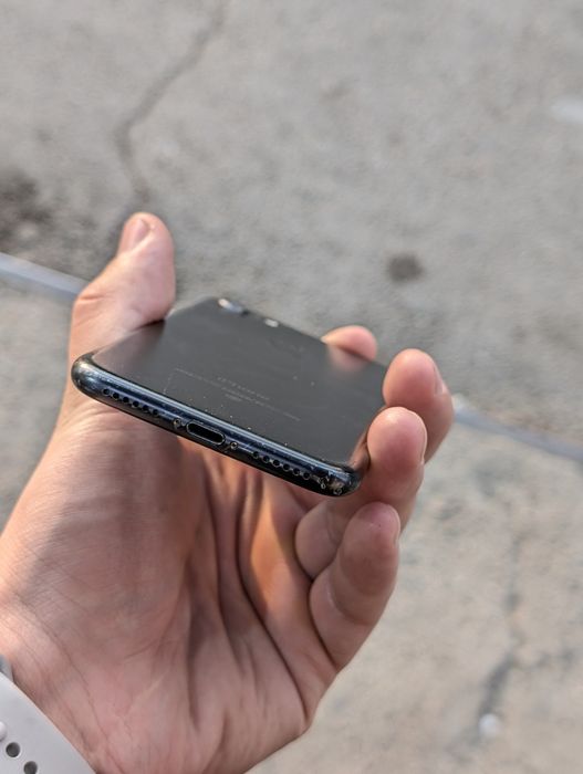 iPhone 8 Срочно!!!