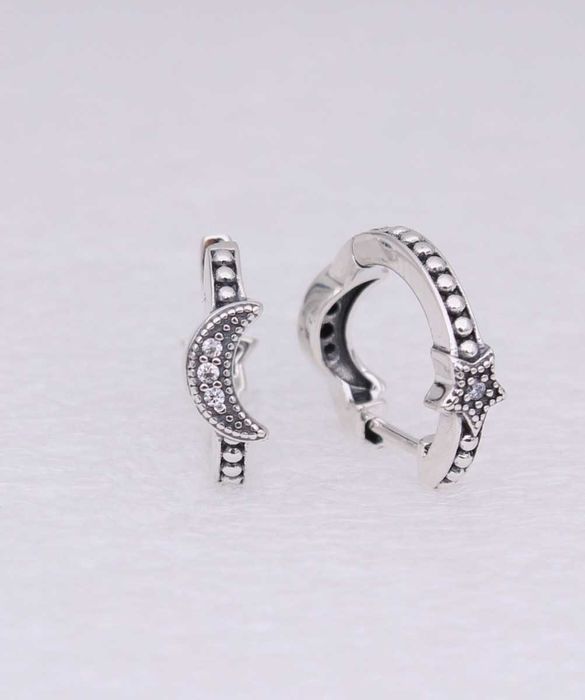 PANDORA Cercei rotunzi cu mărgele cu stele și semilună, noi