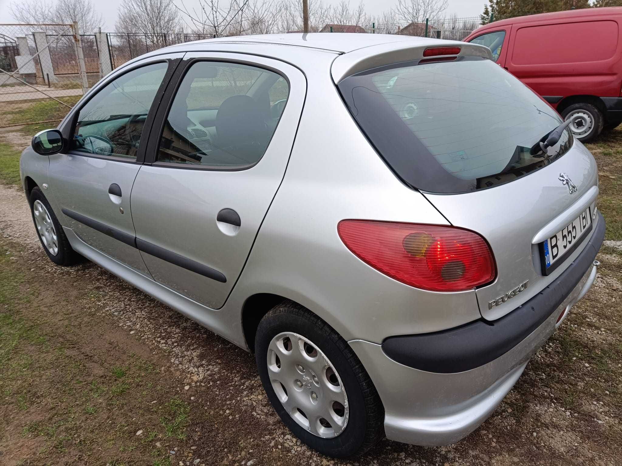 Peugeot 206, an 2006, 1.4 benzina.