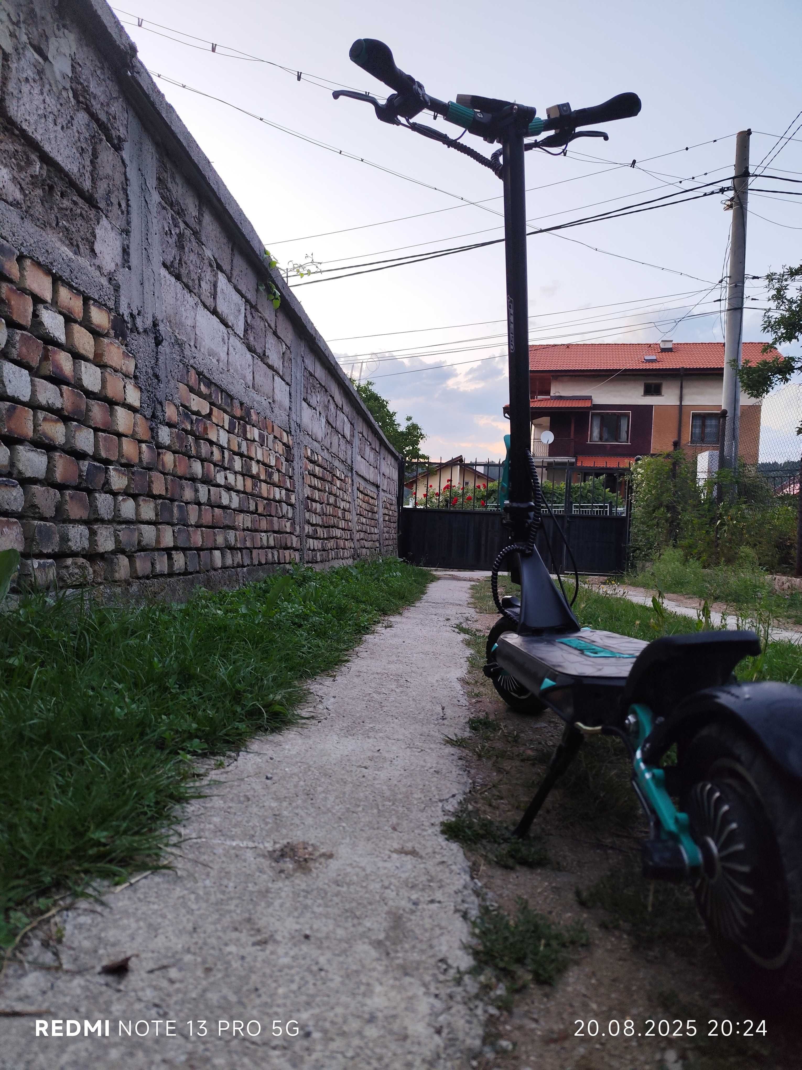 Vsett 9+  нова с два мотора по 650W 21ah батерията