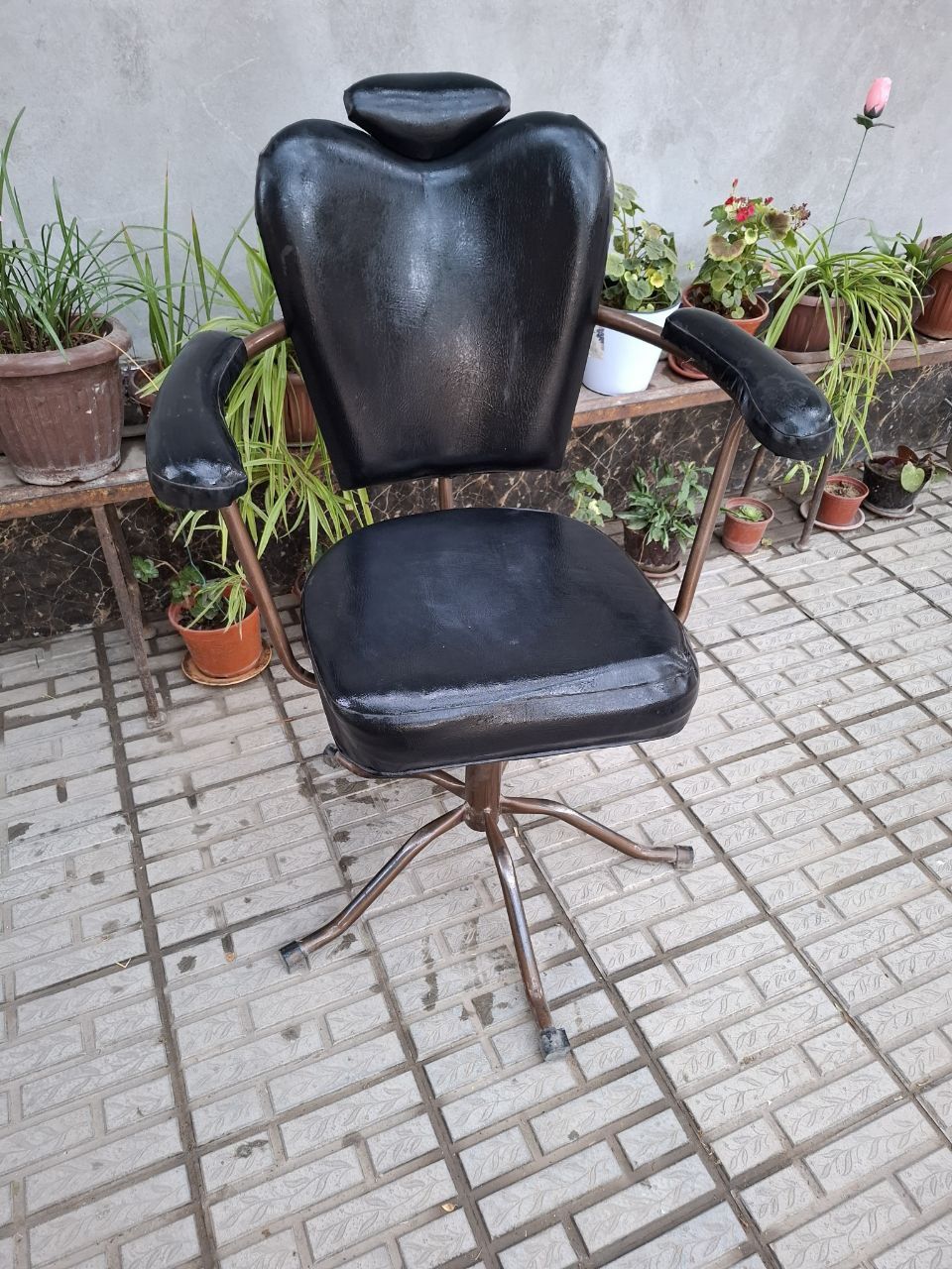 Kreslo salon uchun