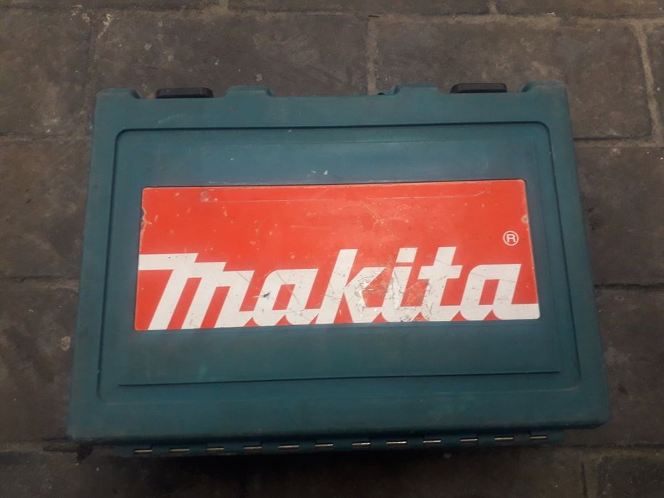 Makita - HP2051.
