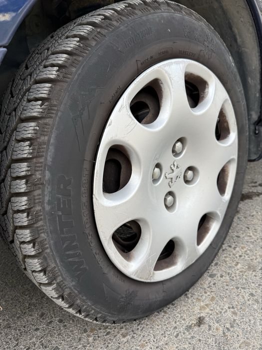 Peugeot 1007 Автоматик 1.4 бензин 2006г 131000км Зимни гуми Климатрони
