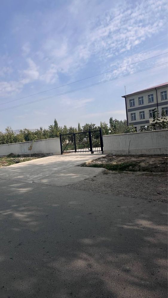 Uchaska hovli sotiladi   8 sutix,chag’atay qishlogida,maktab oldida