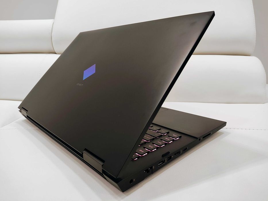Laptop gaming HP OMEN, intel core i7-11800H, video RTX 3060 ,17.3 inch