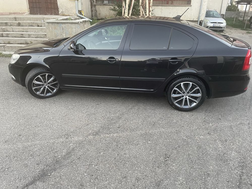 Skoda octavia 2  facelift  1.6 tdi