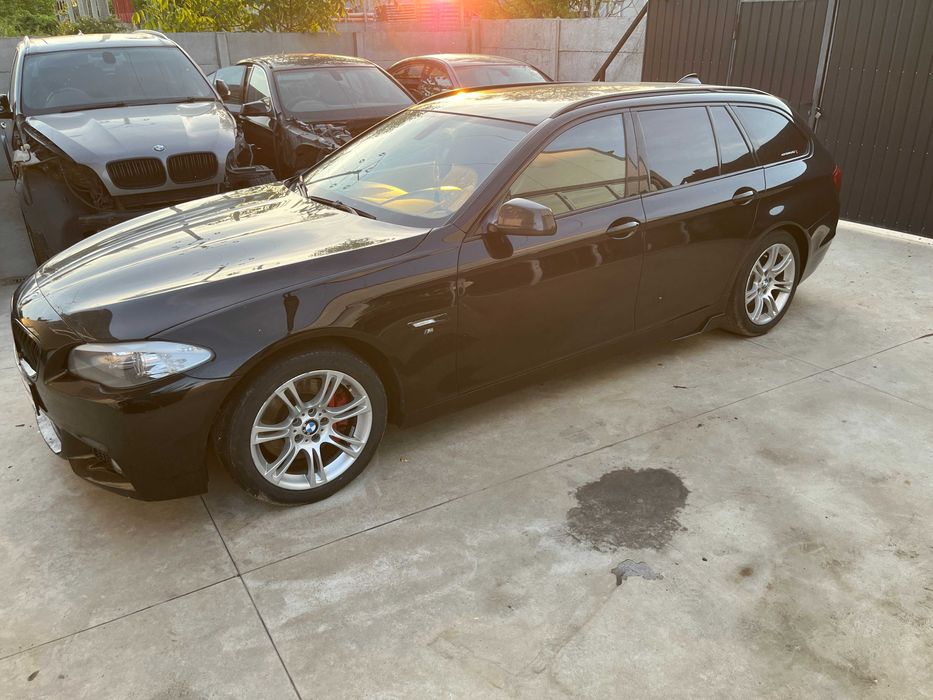 Bara fata M cu grile si proiectoare BMW F10 F11 NFL