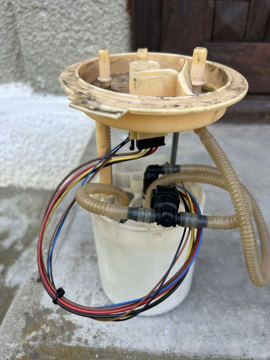 Se vinde pompa motorina rezervor VW Sharan N7