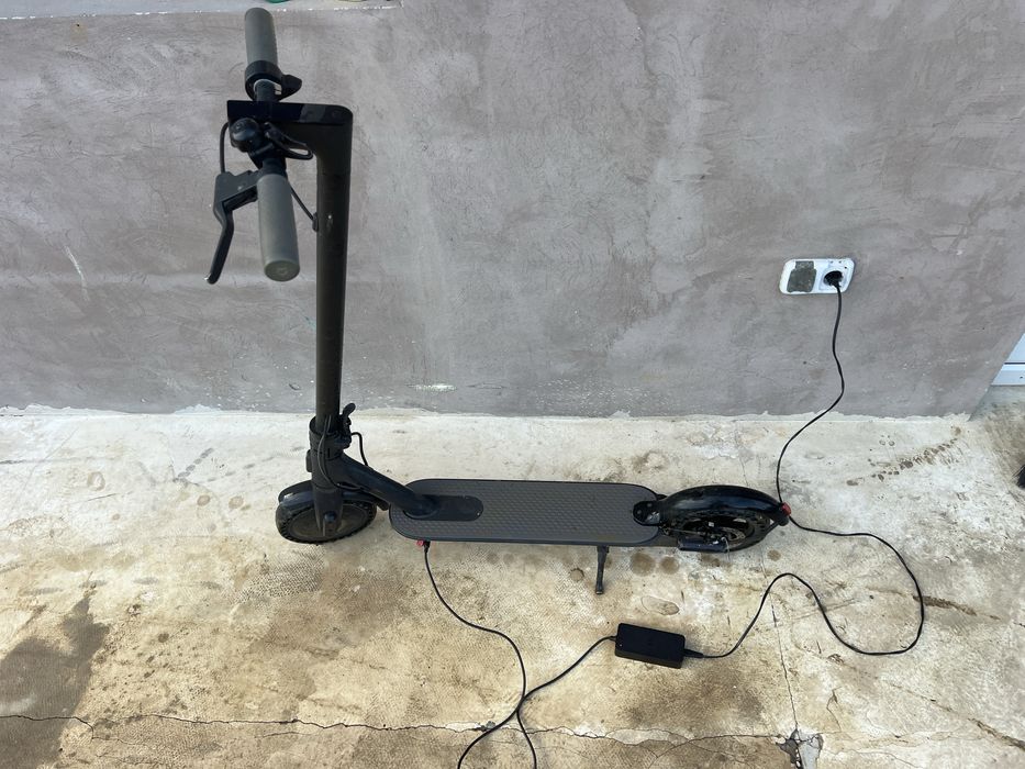 Vand trotineta electrica