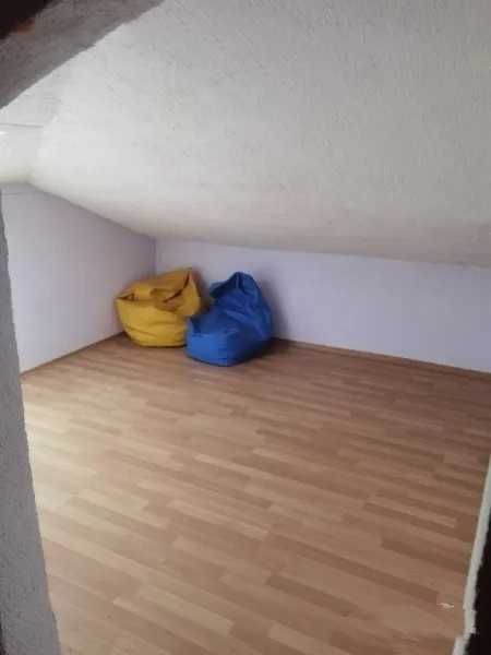Продава се Четиристаен апартамент в Асеновград - 85 кв.м за 1295 €/кв.м - Снимка #5