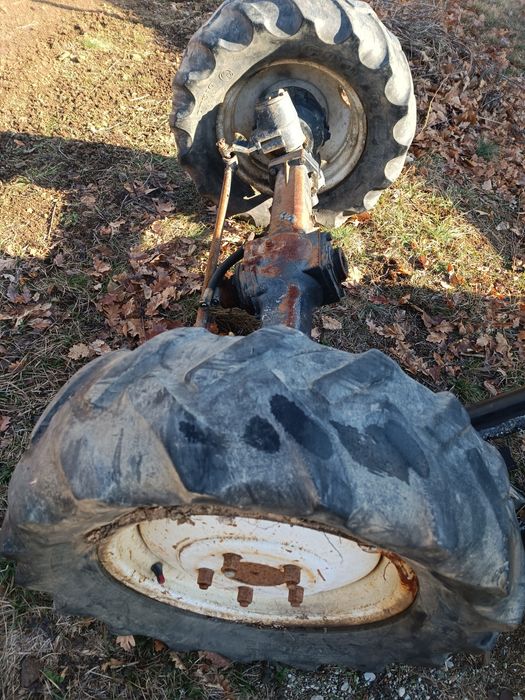 Punte față tractor hoyo