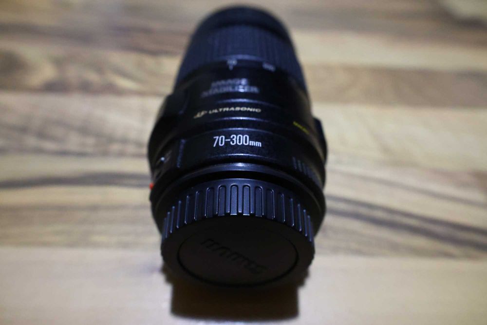 Canon EF 70-300mm f/4-5,6 IS USM
