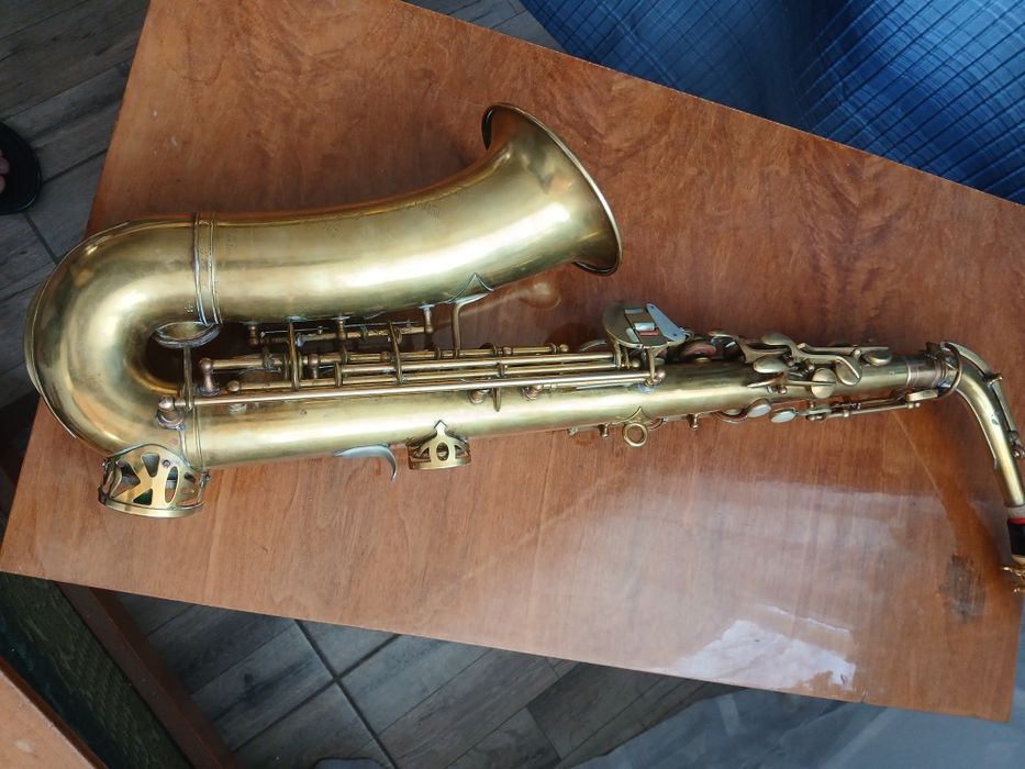 Saxofon Kohlert de vânzare.