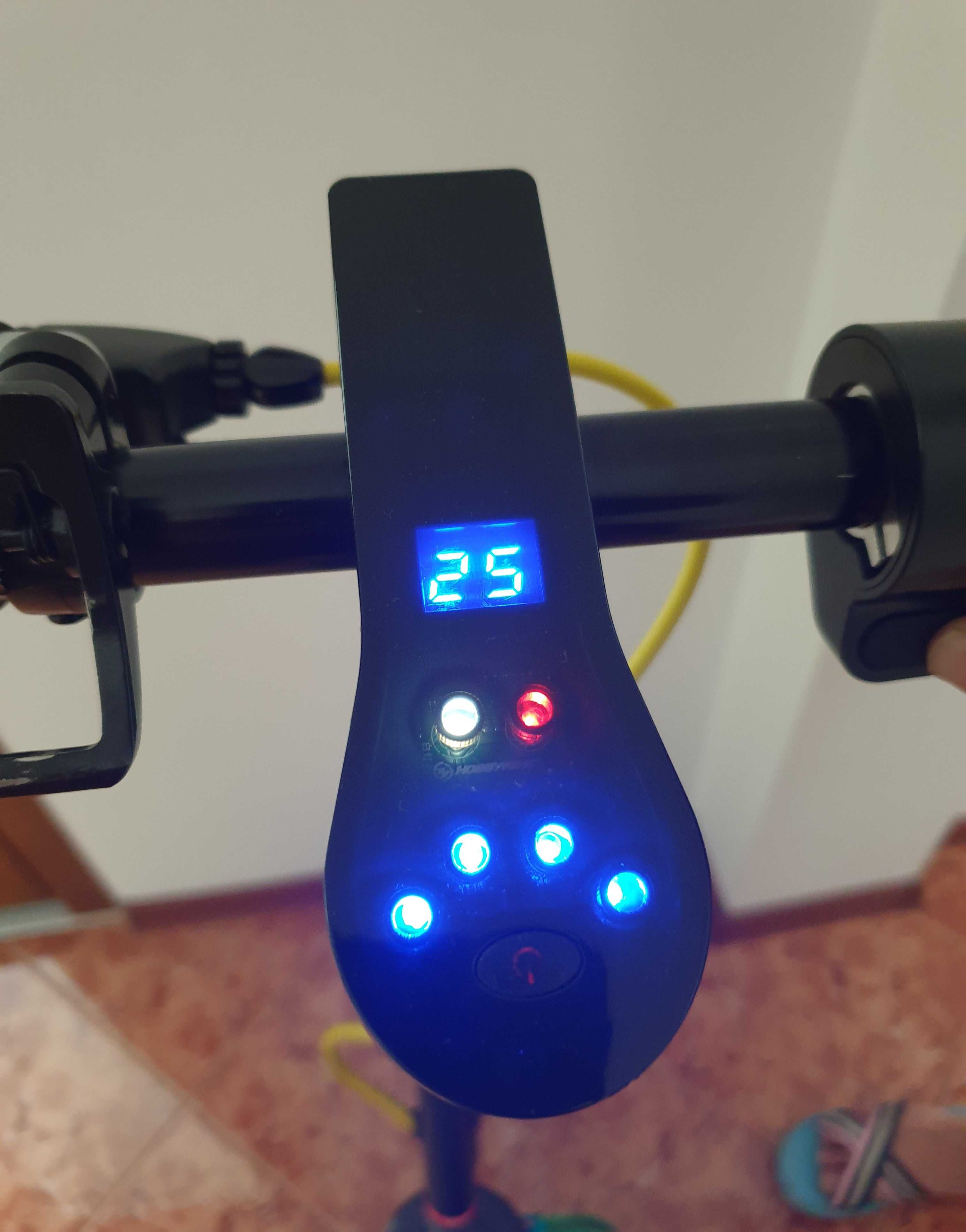 vand Trotineta electrica Lexgo r9x Pro / Acumulator NOU