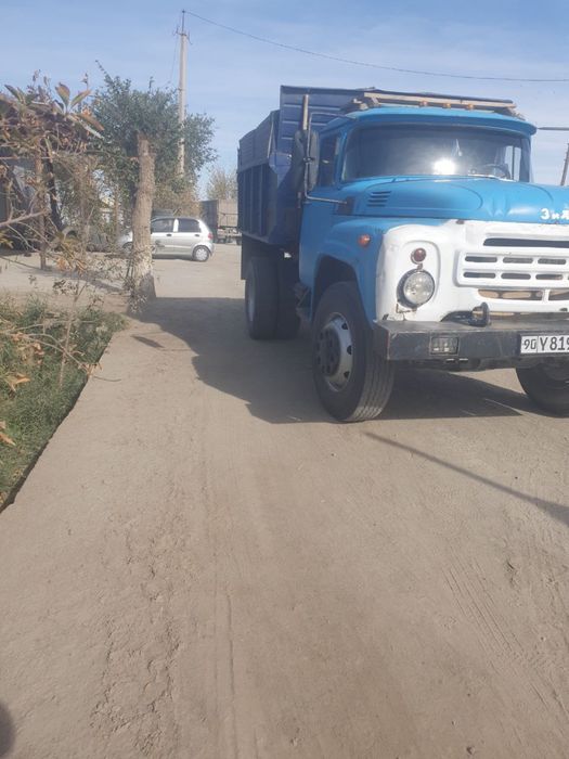Зил 1989 йил сотилади.
