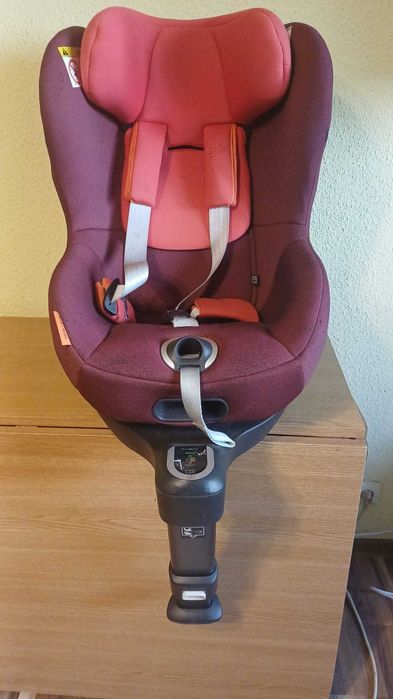 Scaun auto pentru copil cu prindere isofix si picior de stabilizare