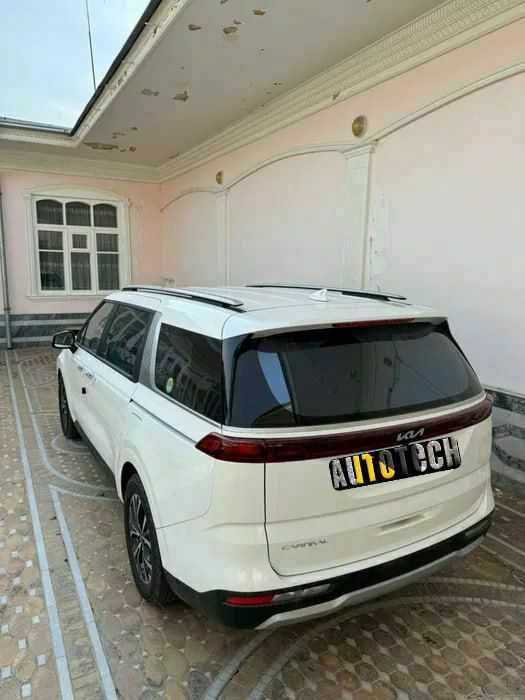 Kia Carnival
Yili 2023