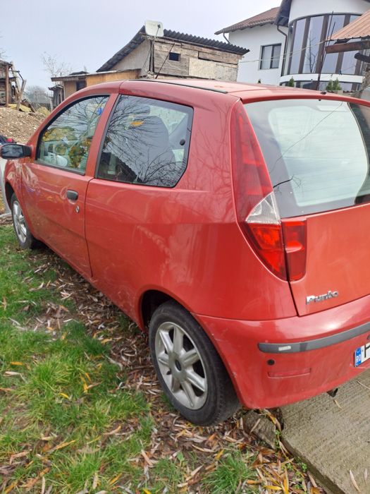 Vând sau schimb fiat punto 1.2 benzina
