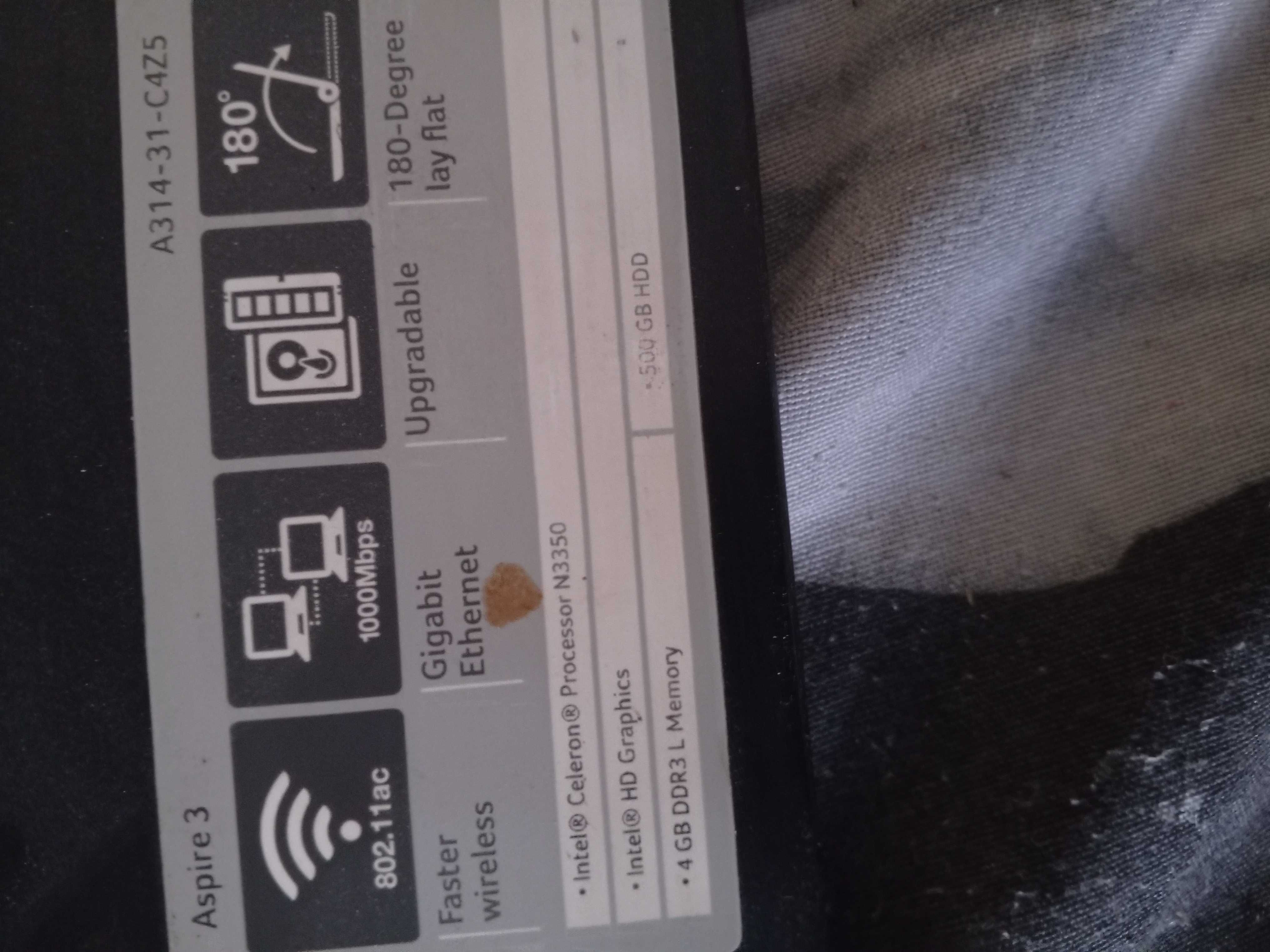 Vând leptop Acer