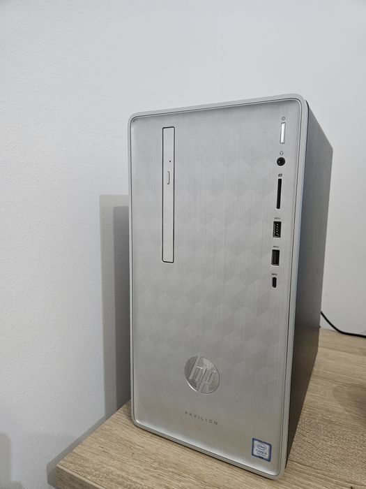 Calculator Gaming HP Pavilion Intel Core i5-8400