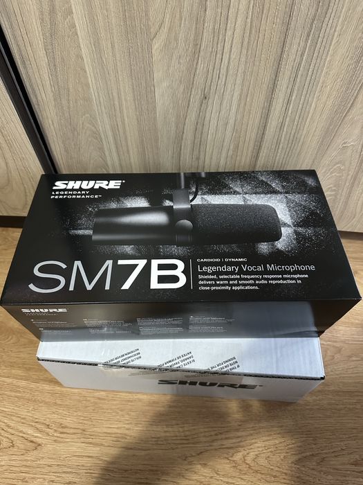Microfon de Podcasturi - Shure SM7B