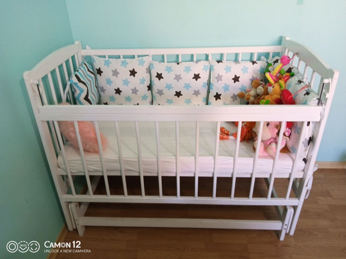 Кровать детский для новорожденных с матрасом