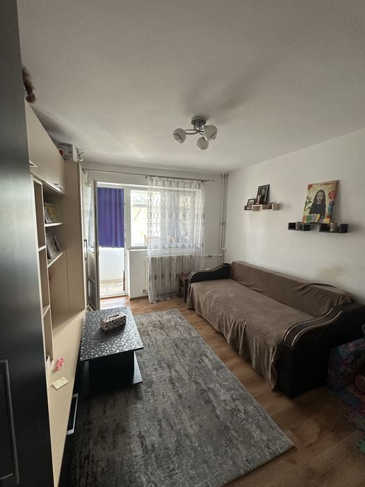 Apartament 2 camere decomandate