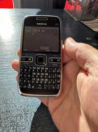 Мобилен телефон Nokia E72 отличен