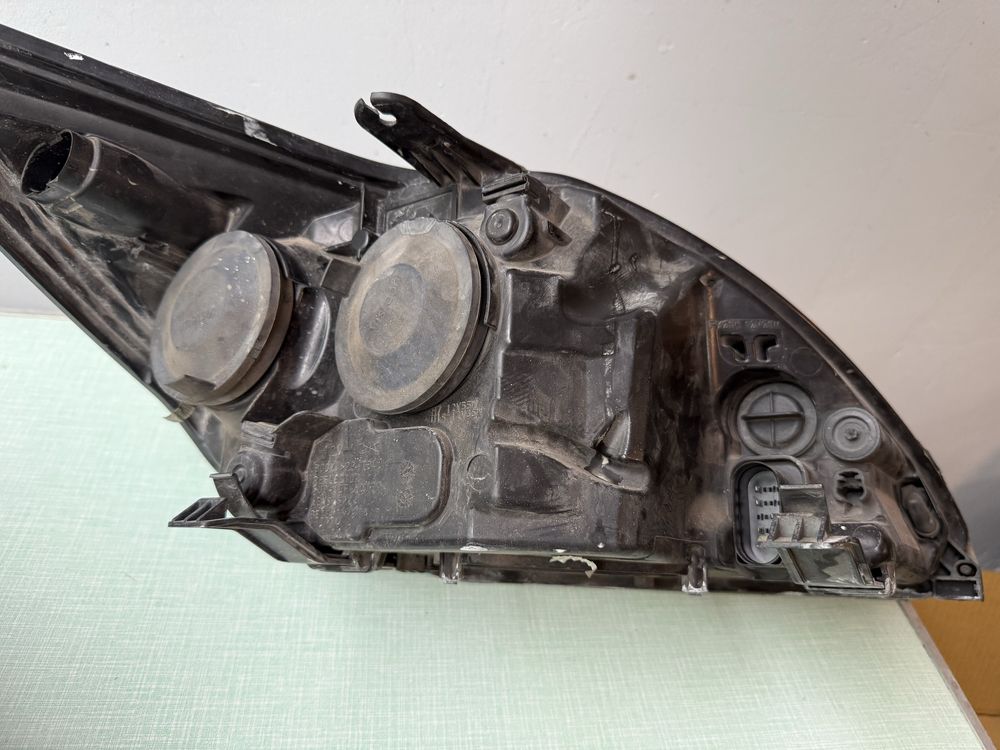 Фарове за Ford Focus 2008-2012