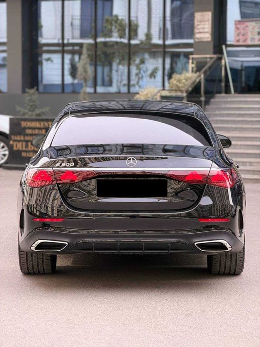 Mercedes - Benz E300