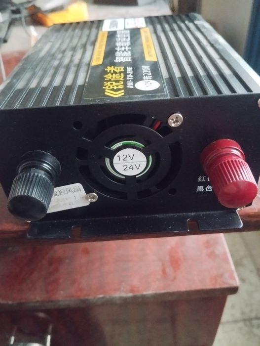 Продам инвертор 12/24вольт