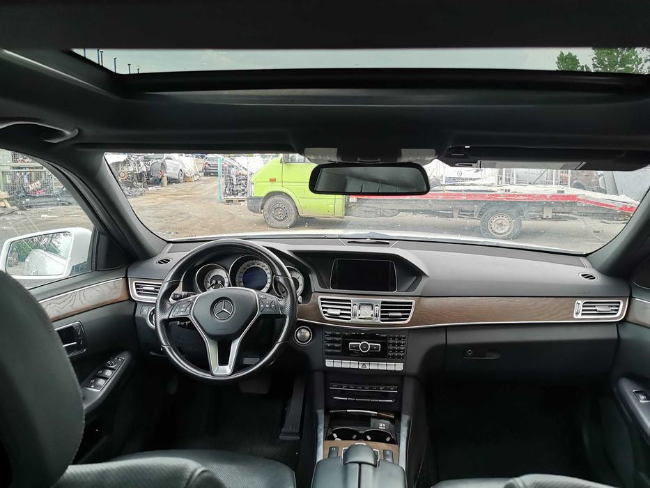 Dezmembrez mercedes e class w212 FACELIFT/e350D/distronic/air-matic/