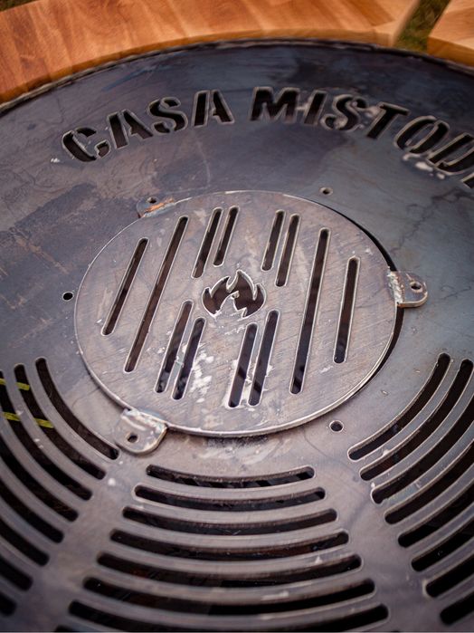 Gratar profesional pentru gradina