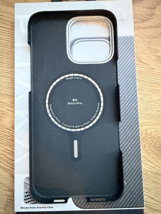 Husa Iphone 16 Pro Max Pitaka,ca noua