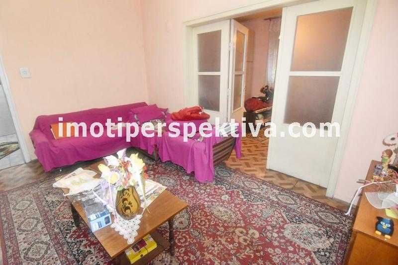 реф.13671 Голям имот в Мараша + 2 тавански стаи с опция усвояване