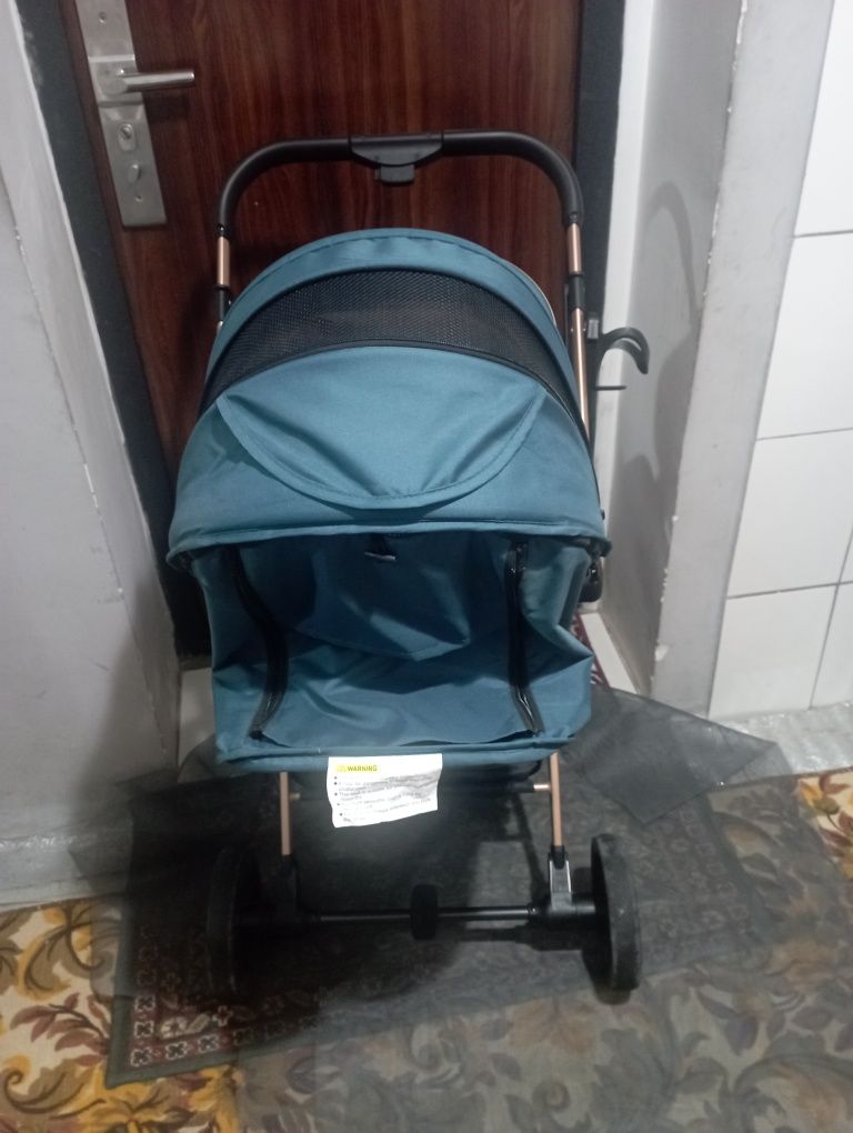 Коляска продаётся (Ноый) не разу не использовали