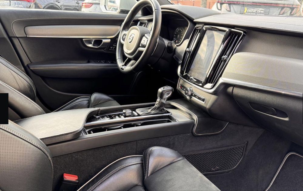 Volvo V90 D5 RDesign AWD 2019