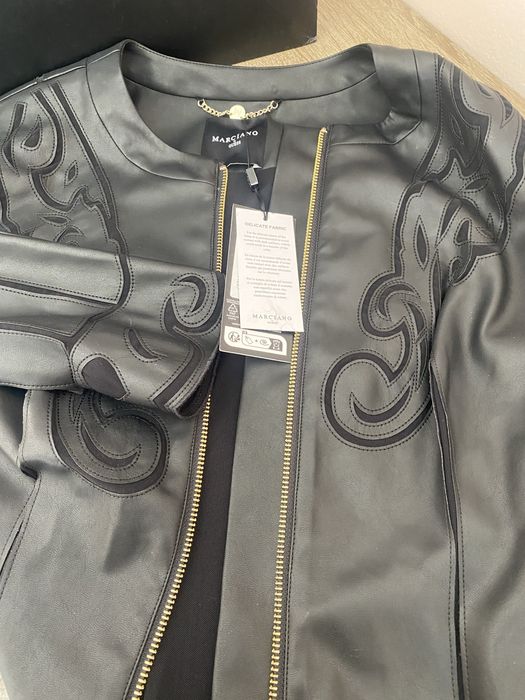 Яке Guess Marciano