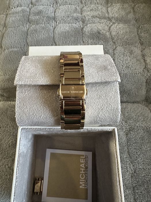 Часавник Michael Kors