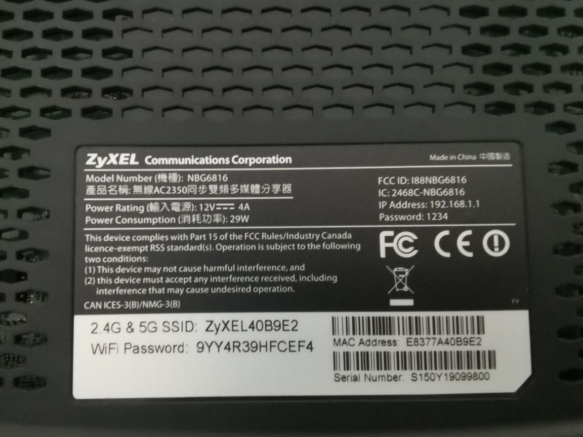 Zyxel ARMOR Z1 - Model NBG-6816 cu alimentator